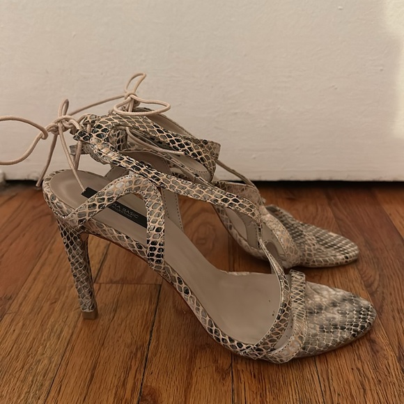 Zara Basic Snakeskin heels - Picture 2 of 6